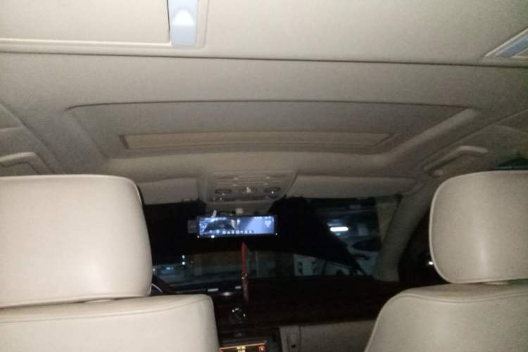Used Volkswagen Phaeton 2011 3.6L V6 5-Seater Extended Business Edition Headliner