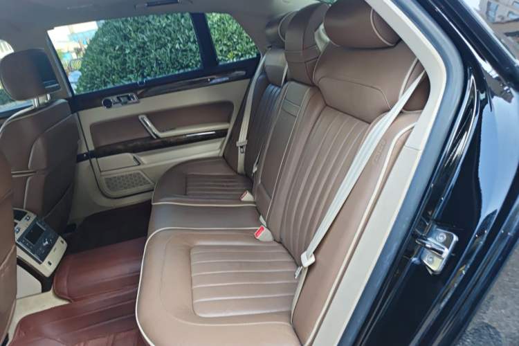 Used Volkswagen Phaeton  Left Rear Seat