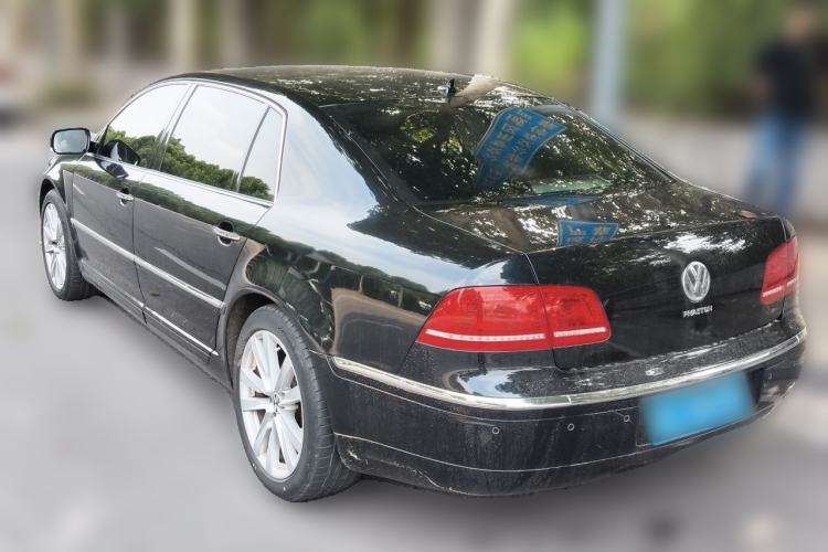 Used Volkswagen Phaeton 2011 3.6L V6 4-Seater Extended-Length Individual Edition Rear Left 45 Deg