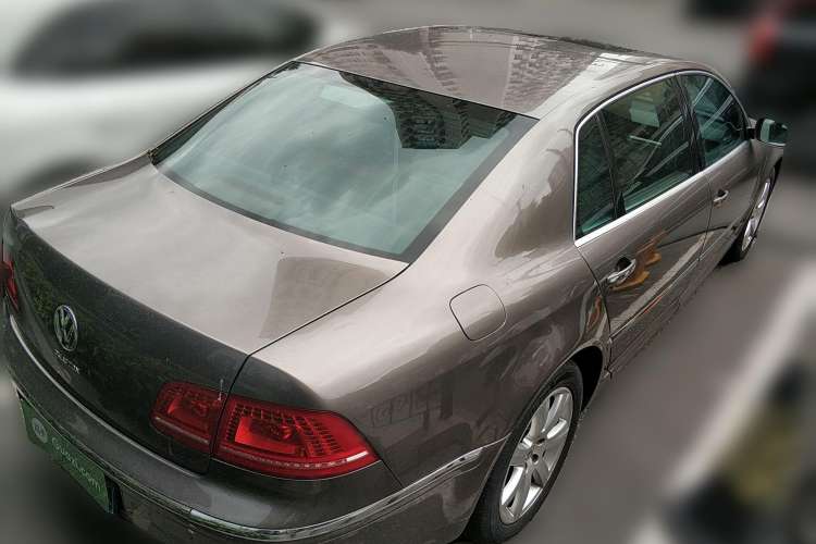 Used Volkswagen Phaeton 2011 3.6L V6 5-Seater Extended Business Edition Rear Right 45 Deg