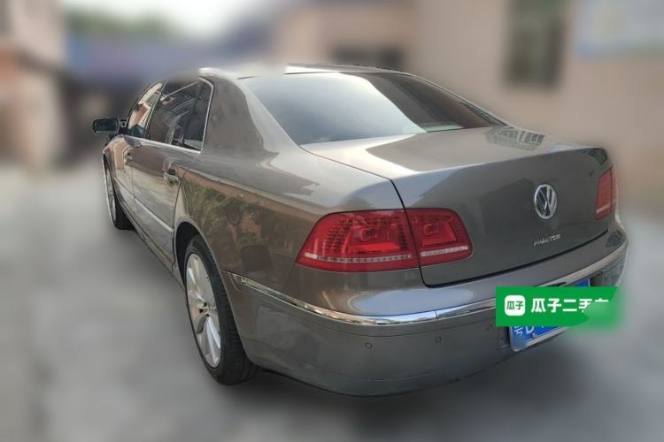 Used Volkswagen Phaeton 2011 3.6L V6 5-Seater Extended Business Edition Rear Left 45 Deg