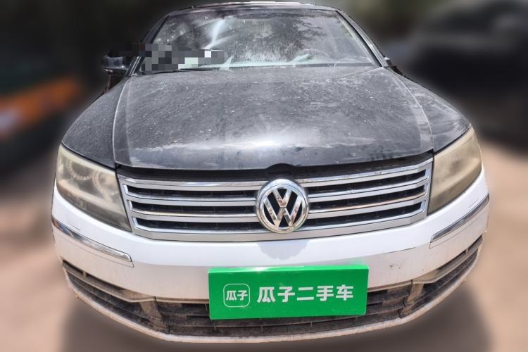 Used Volkswagen Phaeton 2011 3.6L V6 5-Seater Extended Comfort Version Front