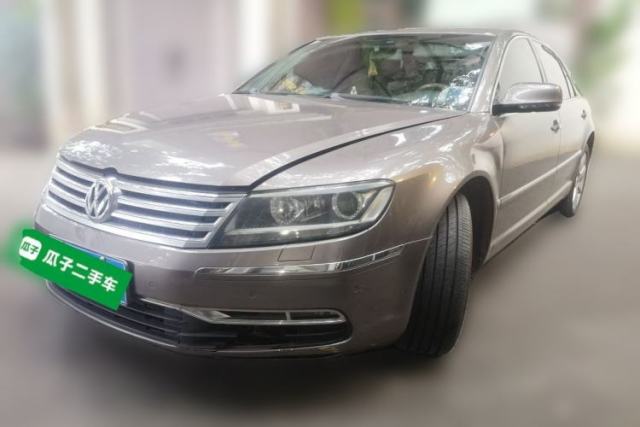 Ojetý Volkswagen Phaeton 2011 3.6L V6 5-Seater Extended Comfort Version