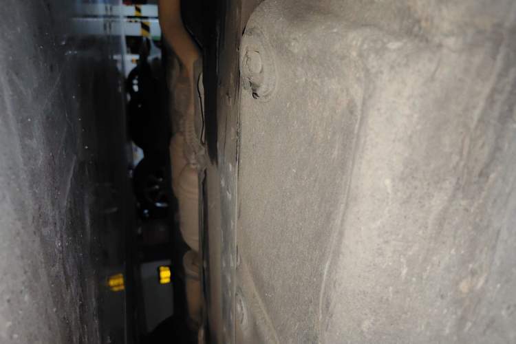 Used Volkswagen Phaeton 2011 3.6L V6 5-Seater Extended Comfort Version Chassis Front Left