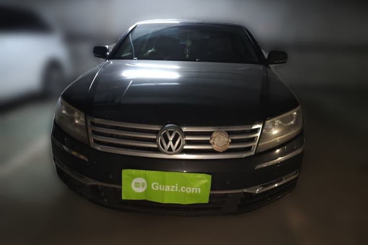 Used Volkswagen Phaeton 2011 3.6L V6 5-Seater Extended Comfort Version Front