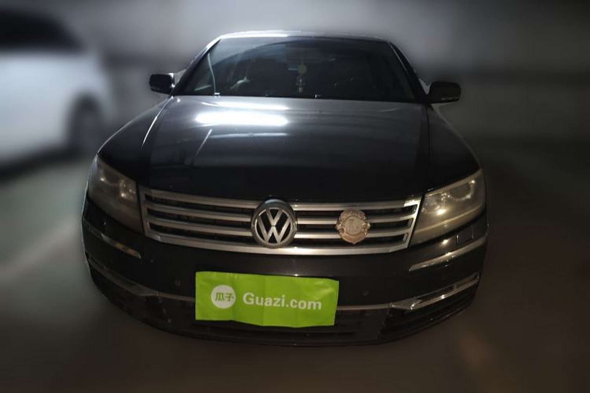 Used Volkswagen Phaeton 2011 3.6L V6 5-Seater Extended Comfort Version Front
