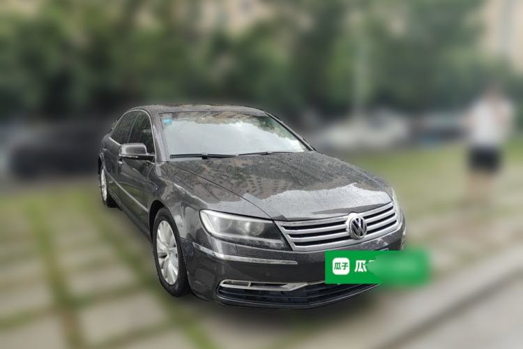 Used Volkswagen Phaeton 2011 3.6L V6 5-Seater Extended Business Edition Front Right 45 Deg