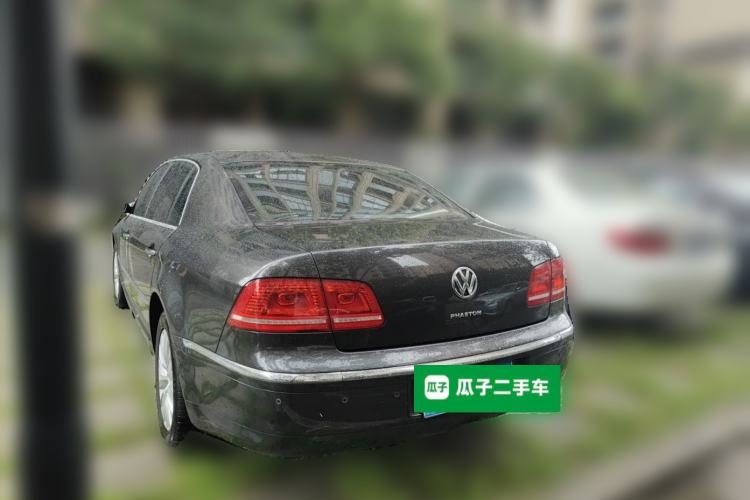 Used Volkswagen Phaeton 2011 3.6L V6 5-Seater Extended Business Edition Rear Left 45 Deg