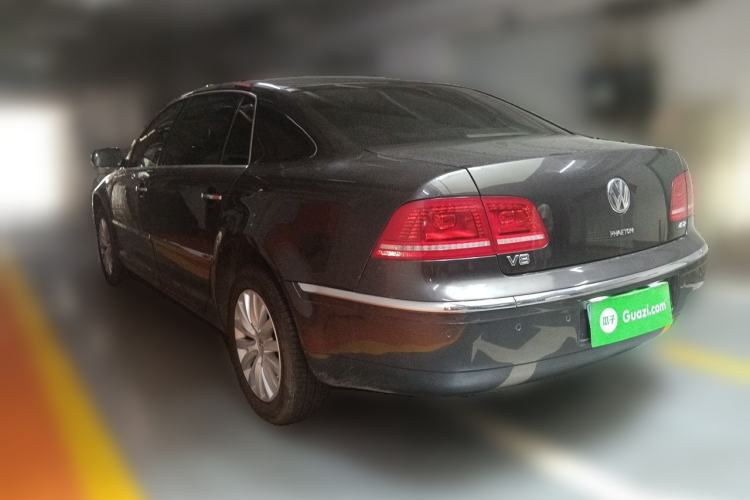 Used Volkswagen Phaeton 2011 3.6L V6 5-Seater Extended Business Edition Rear Left 45 Deg
