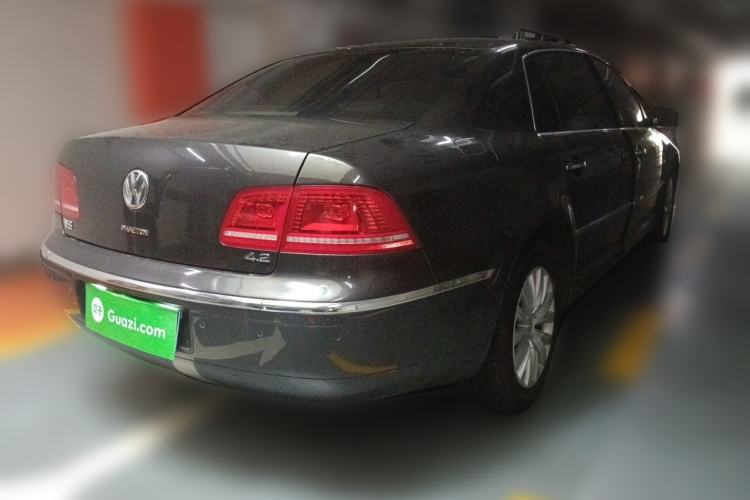 Used Volkswagen Phaeton 2011 3.6L V6 5-Seater Extended Business Edition Rear Right 45 Deg