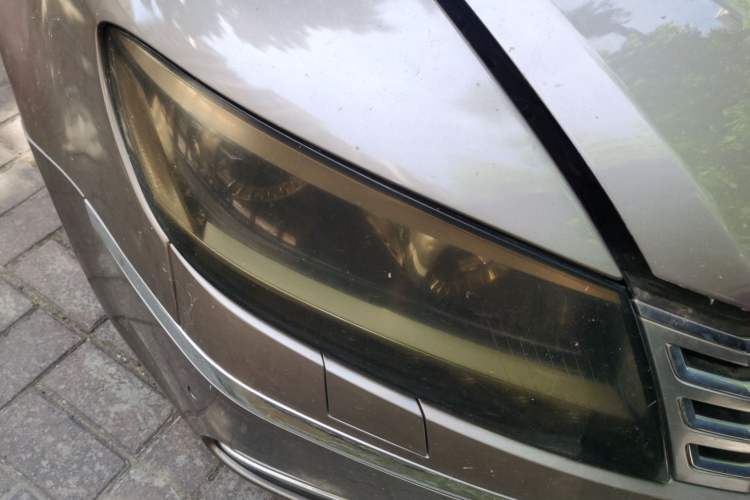 Used Volkswagen Phaeton 2011 3.6L V6 5-Seater Extended Business Edition Right Front Headlight