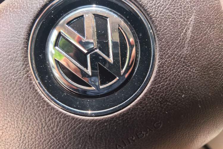 Used Volkswagen Phaeton 2011 3.6L V6 5-Seater Extended-Length Individual Edition Vehicle Key