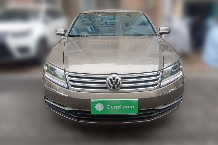 Used Volkswagen Phaeton 2011 3.6L V6 5-Seater Extended Comfort Version Front