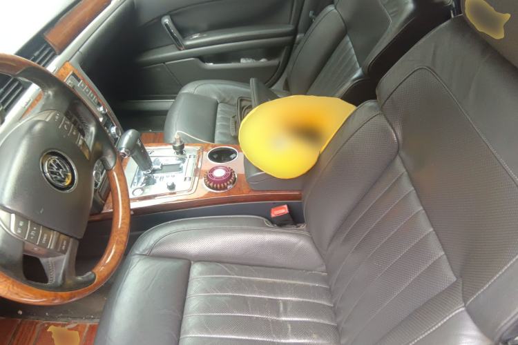 Used Volkswagen Phaeton 2011 3.6L V6 5-Seater Extended Comfort Version Left Front Seat