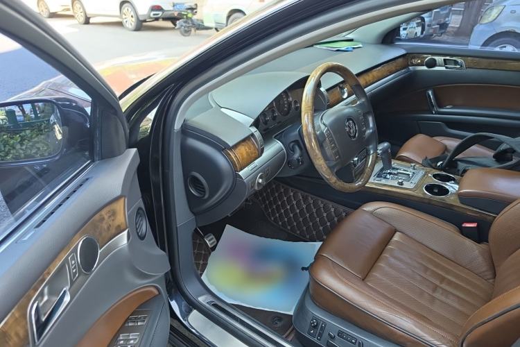 Used Volkswagen Phaeton 2012 3.0L Elite Custom Edition Driver Seat