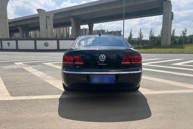 Used Volkswagen Phaeton 2012 3.0L Business Edition Exterior 1