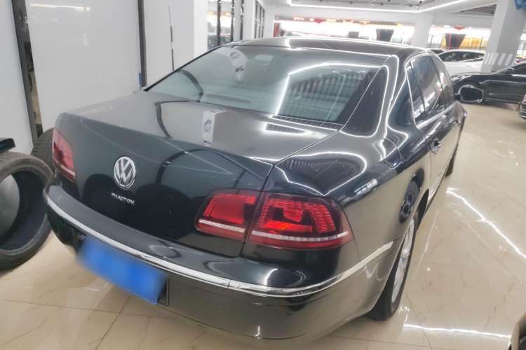 Used Volkswagen Phaeton 2012 3.0L Business Edition Exterior 3