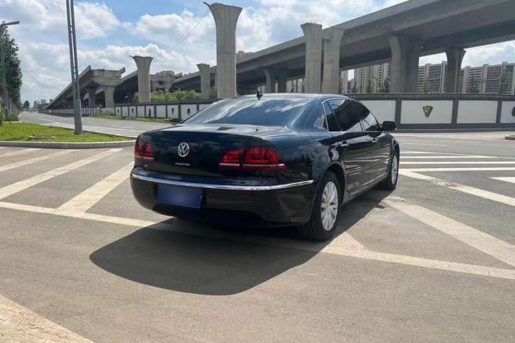 Used Volkswagen Phaeton 2012 3.0L Business Edition Exterior 6