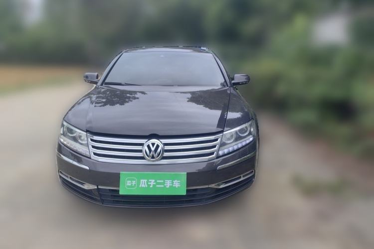 Used Volkswagen Phaeton 2012 3.6L Deluxe Custom Edition Front