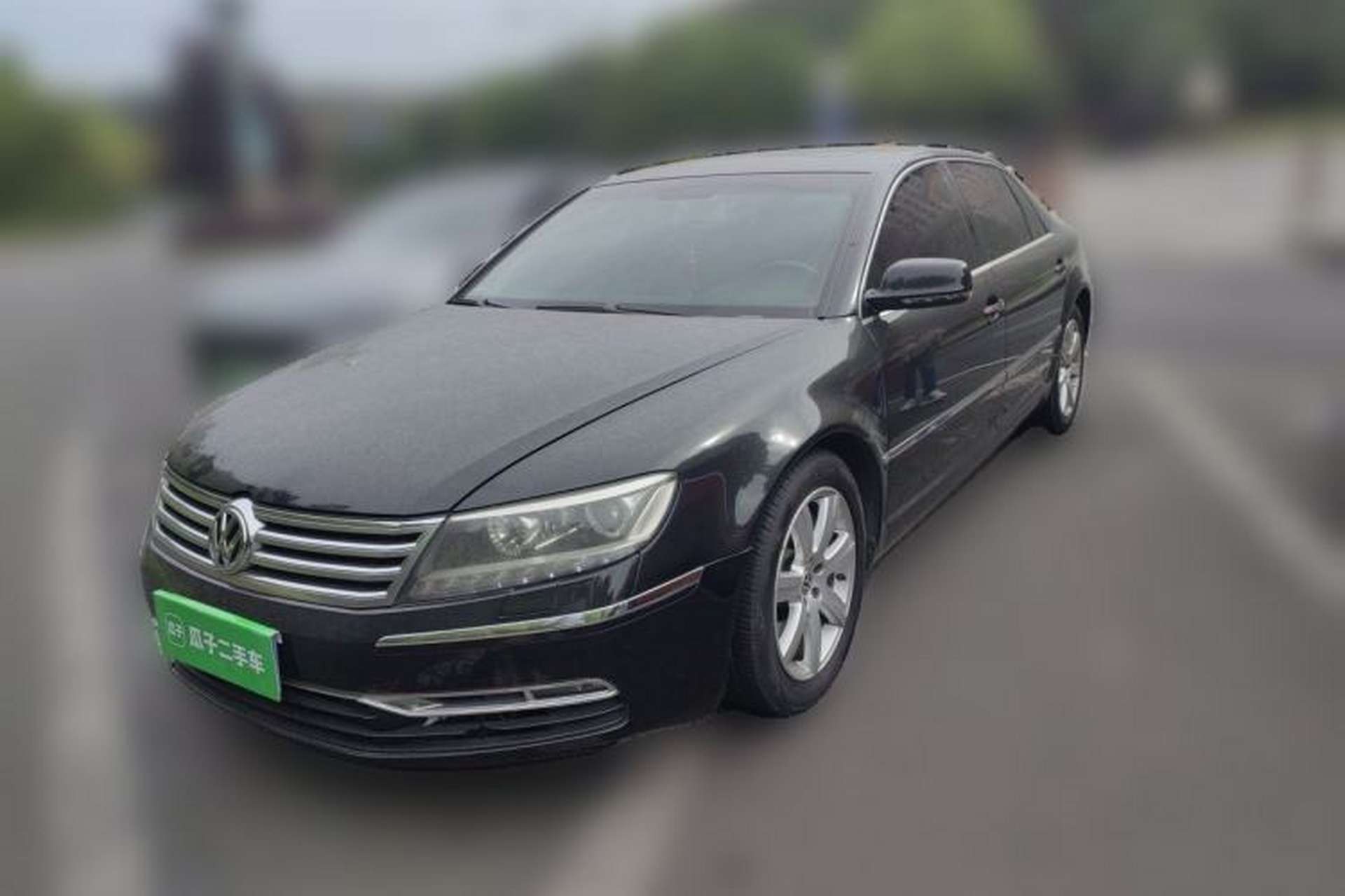 Used Volkswagen Phaeton 2012 3.0L Executive Version Front Left 45 Deg