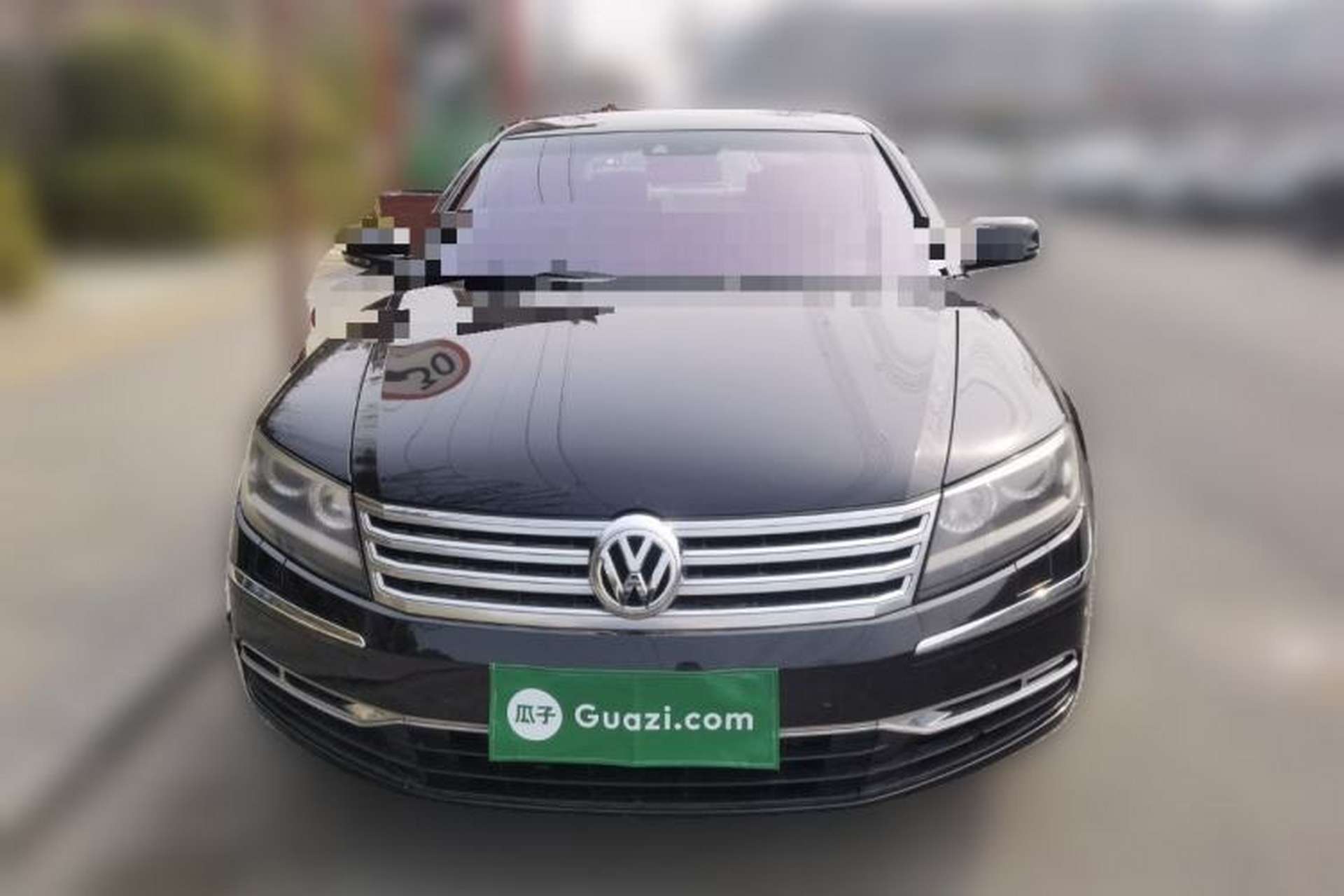 Used Volkswagen Phaeton 2012 4.2L Luxury Custom Edition Front