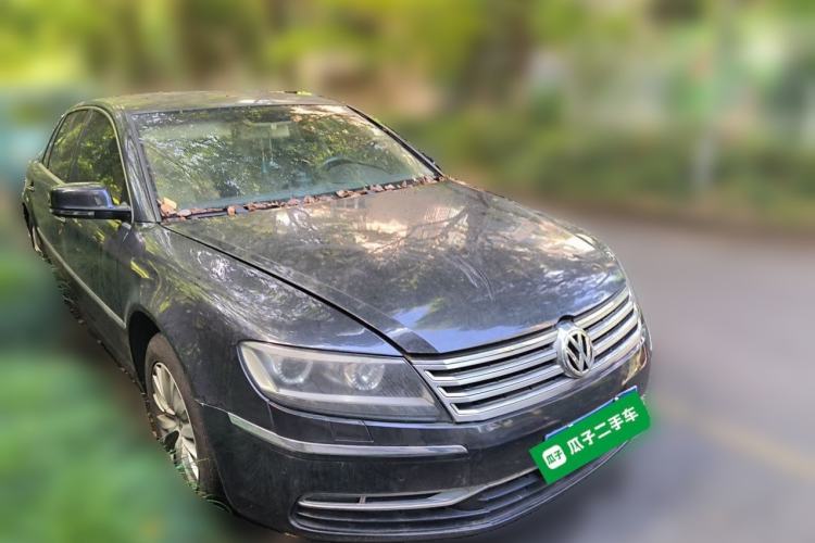 Used Volkswagen Phaeton 2012 3.0L Business Edition Front Right 45 Deg
