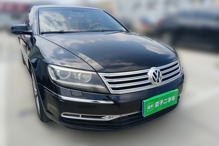 Used Volkswagen Phaeton 2012 3.6L Deluxe Custom Edition Front Right 45 Deg