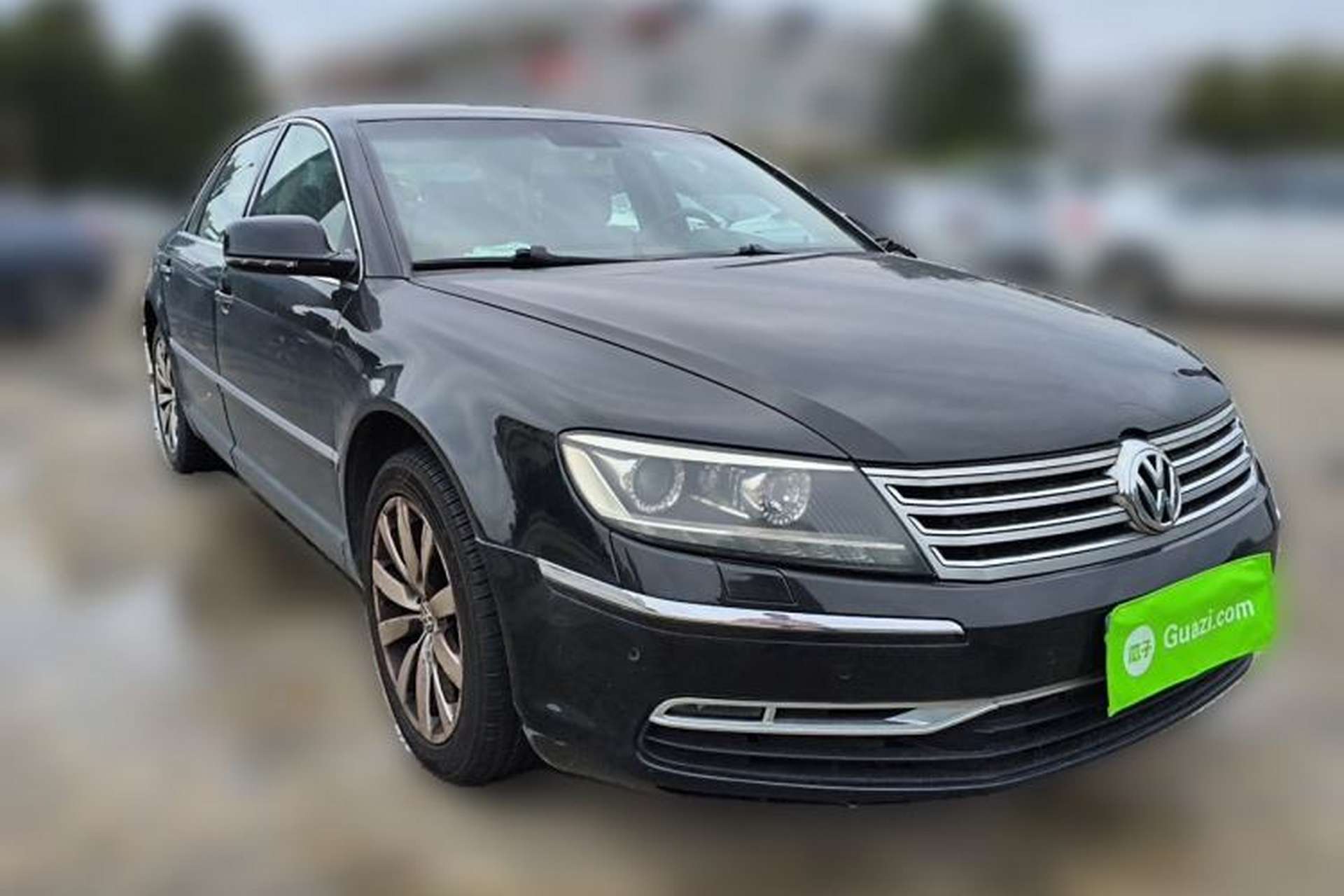 Used Volkswagen Phaeton 2012 3.0L Elite Custom Edition Front Right 45 Deg