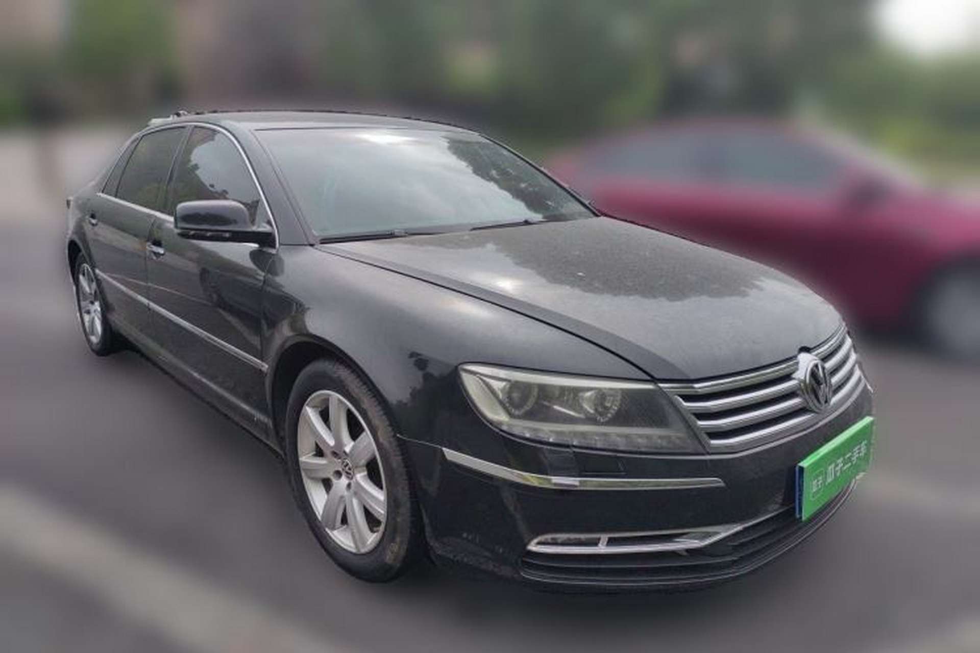 Used Volkswagen Phaeton 2012 3.0L Executive Version Front Right 45 Deg