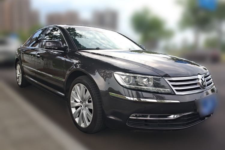 Used Volkswagen Phaeton 2012 3.0L Business Edition Front Right 45 Deg
