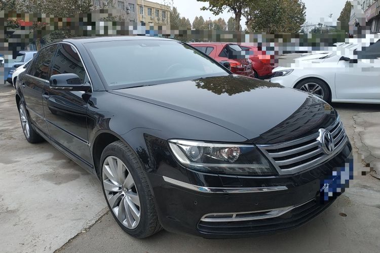Used Volkswagen Phaeton 2012 3.6L Deluxe Custom Edition Front Right 45 Deg