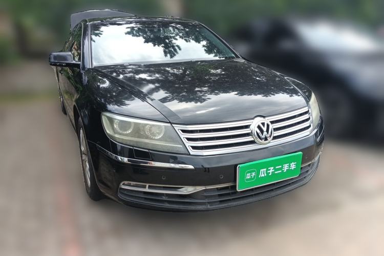 Used Volkswagen Phaeton 2012 3.0L Business Edition Front Right 45 Deg