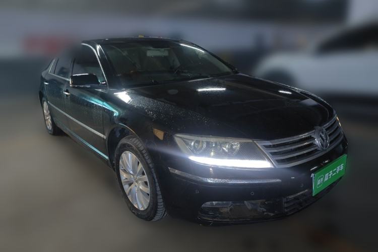 Used Volkswagen Phaeton 2012 3.0L Business Edition Front Right 45 Deg