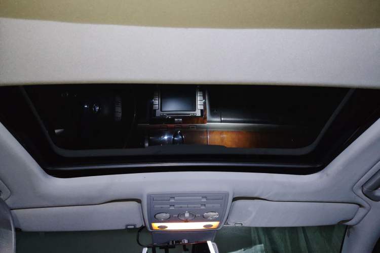 Used Volkswagen Phaeton 2012 3.0L Executive Version Headliner