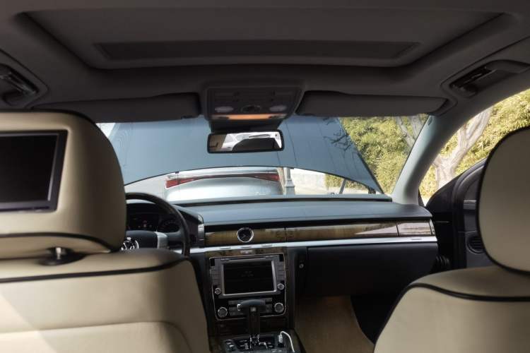 Used Volkswagen Phaeton 2012 4.2L Luxury Custom Edition Headliner