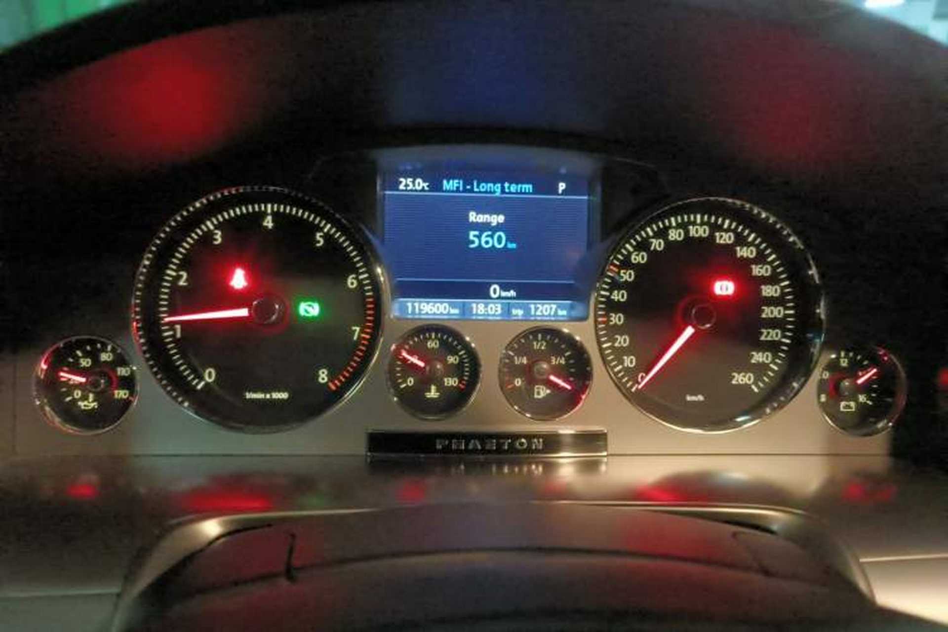 Used Volkswagen Phaeton 2012 3.0L Business Edition Instrument Cluster