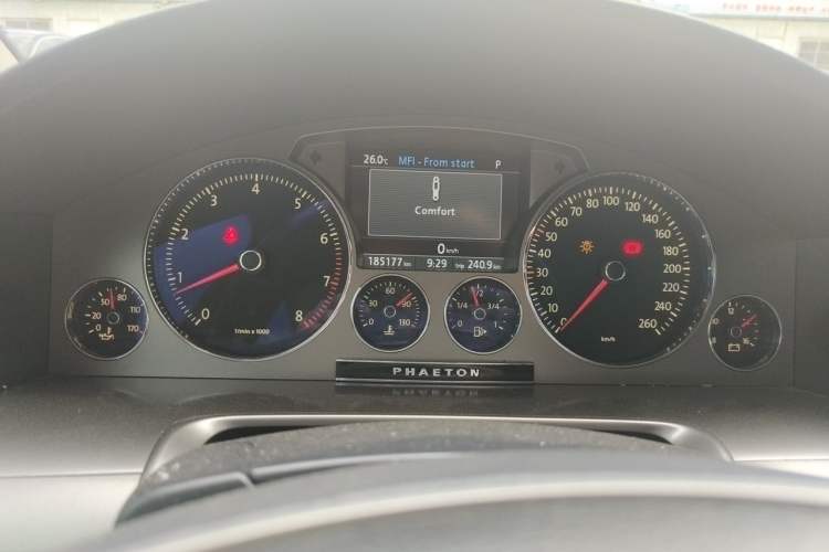 Used Volkswagen Phaeton 2012 3.6L Deluxe Custom Edition Instrument Cluster