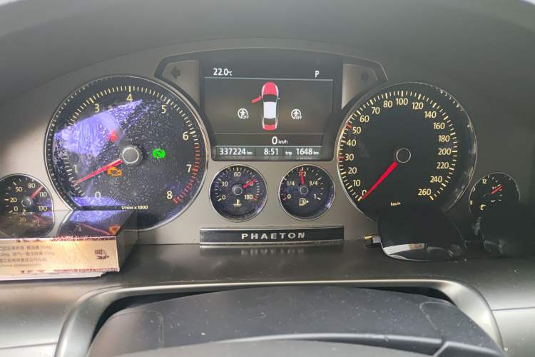 Used Volkswagen Phaeton 2012 3.0L Elite Custom Edition Instrument Cluster