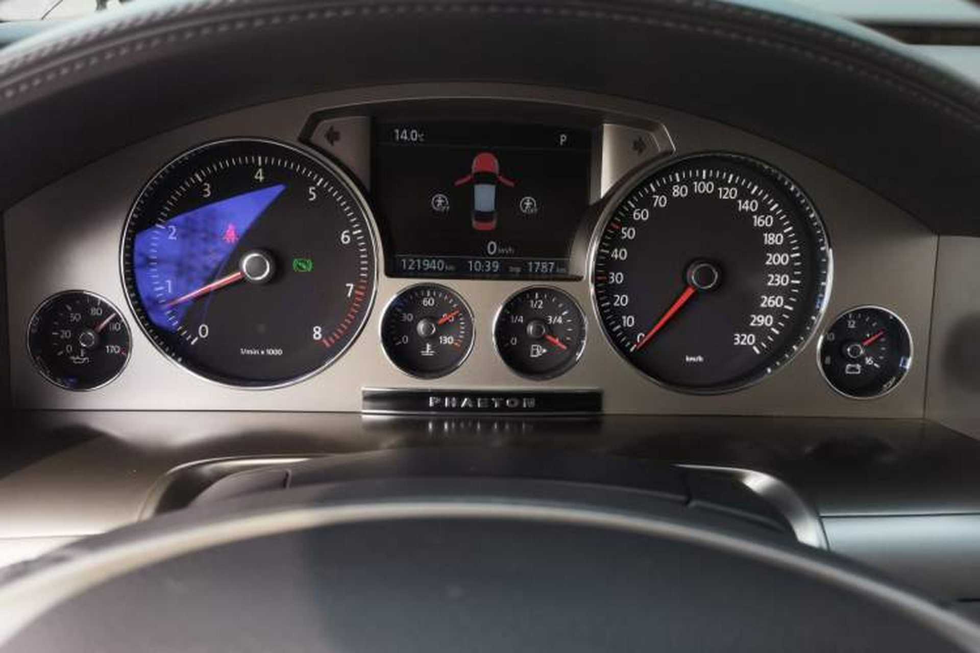 Used Volkswagen Phaeton 2012 4.2L Luxury Custom Edition Instrument Cluster