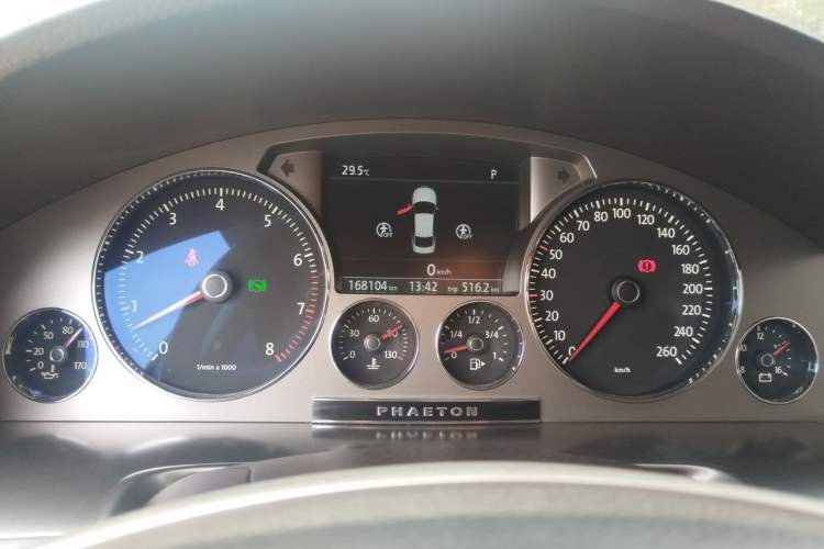 Used Volkswagen Phaeton 2012 3.0L Business Edition Instrument Cluster