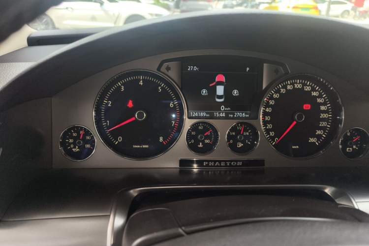 Used Volkswagen Phaeton 2012 3.0L Business Edition Instrument Cluster