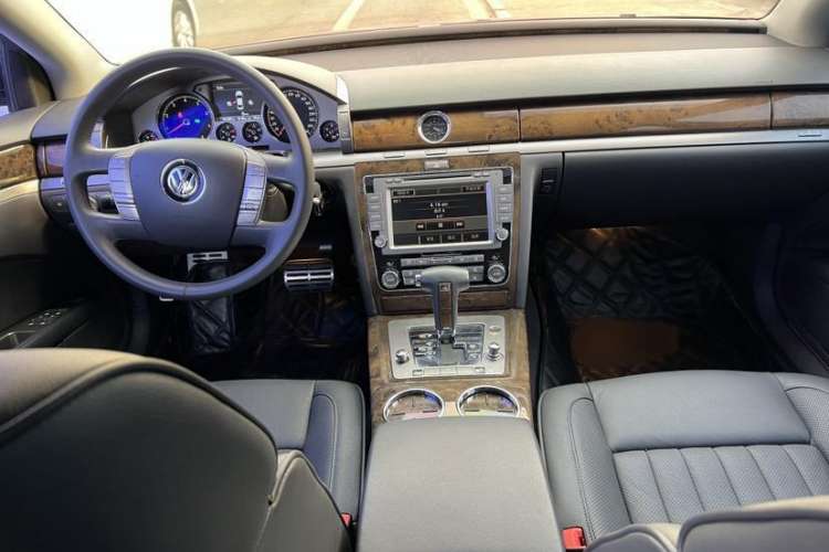 Used Volkswagen Phaeton 2012 3.0L Business Edition Interior 1