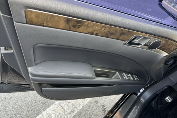 Used Volkswagen Phaeton 2012 3.0L Business Edition Interior 4