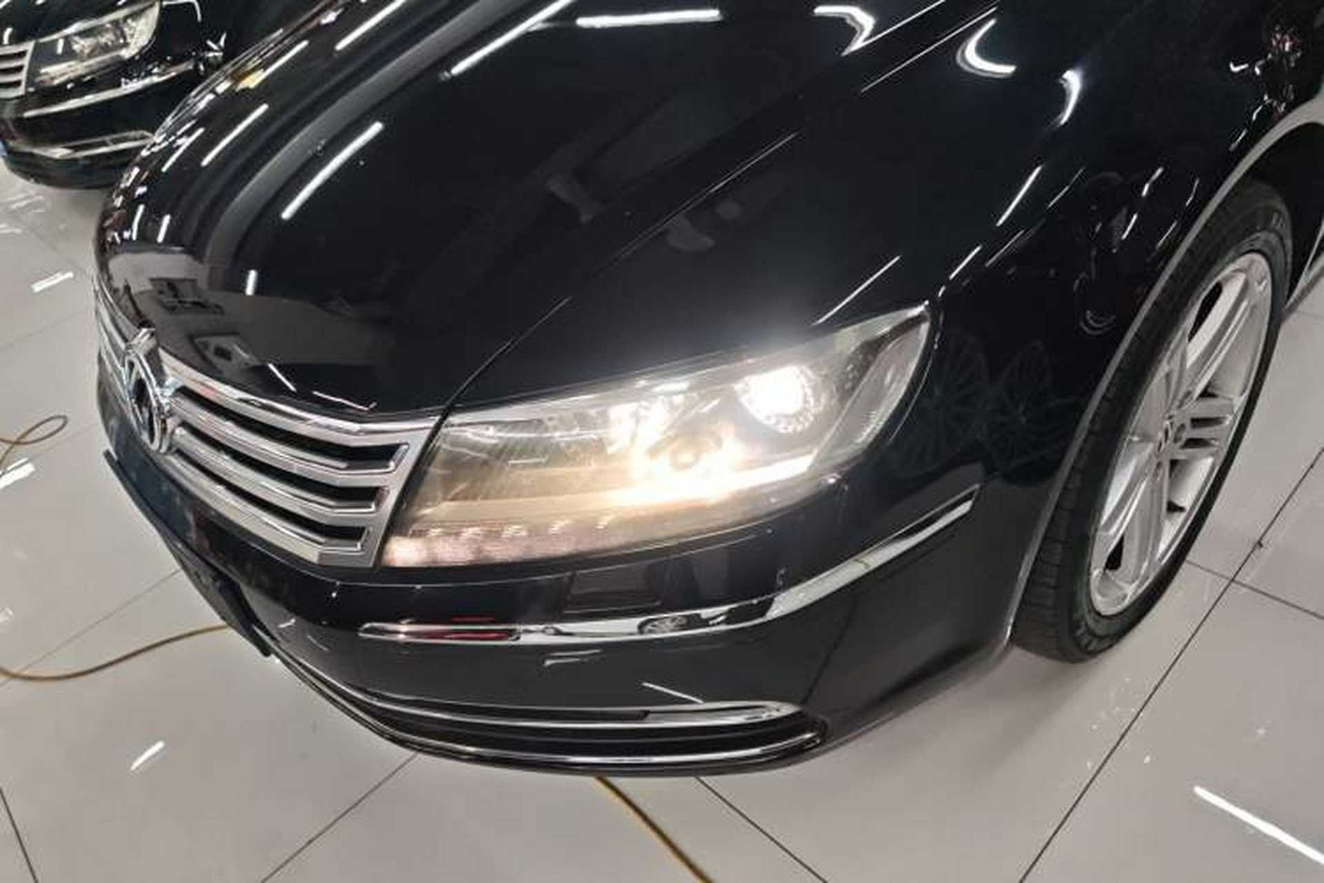Used Volkswagen Phaeton 2012 3.0L Business Edition Left Front Headlight