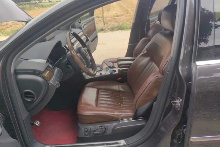 Used Volkswagen Phaeton 2012 3.6L Deluxe Custom Edition Left Front Seat