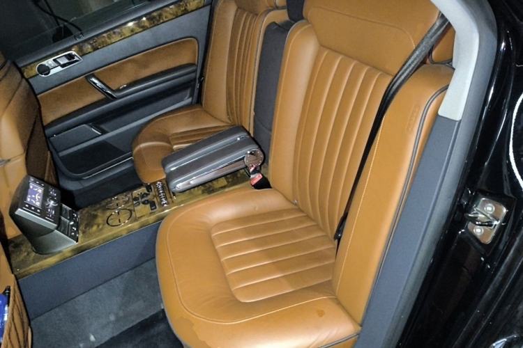 Used Volkswagen Phaeton 2012 3.6L Deluxe Custom Edition Left Rear Seat