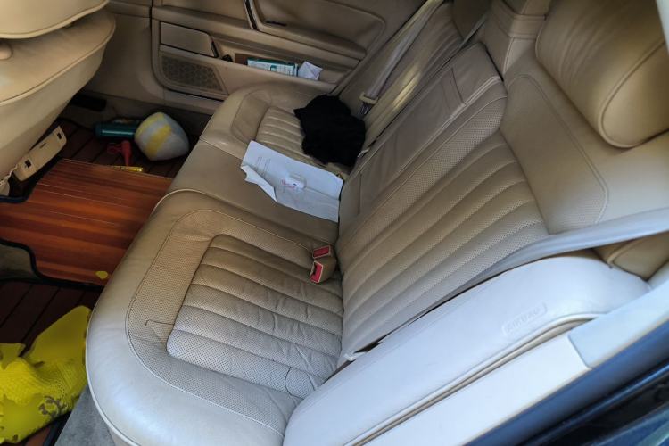 Used Volkswagen Phaeton 2012 3.0L Business Edition Left Rear Seat