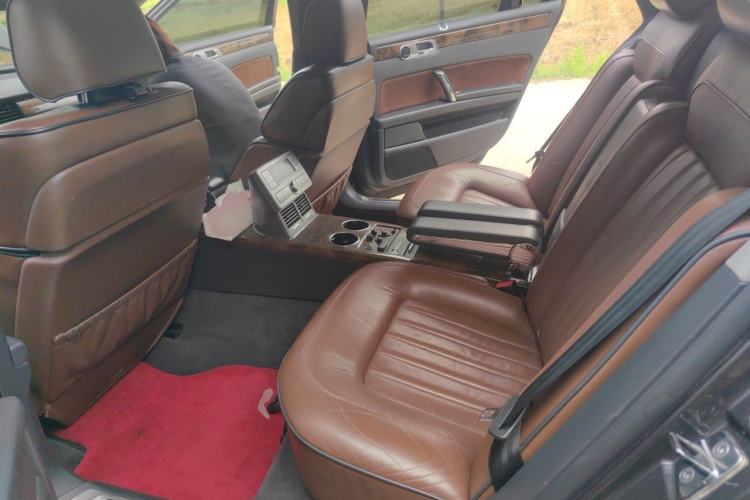 Used Volkswagen Phaeton 2012 3.6L Deluxe Custom Edition Left Rear Seat