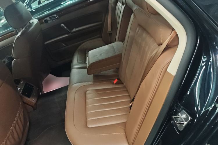 Used Volkswagen Phaeton 2012 3.0L Business Edition Left Rear Seat