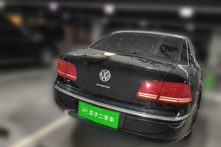 Used Volkswagen Phaeton 2012 3.6L Deluxe Custom Edition Rear